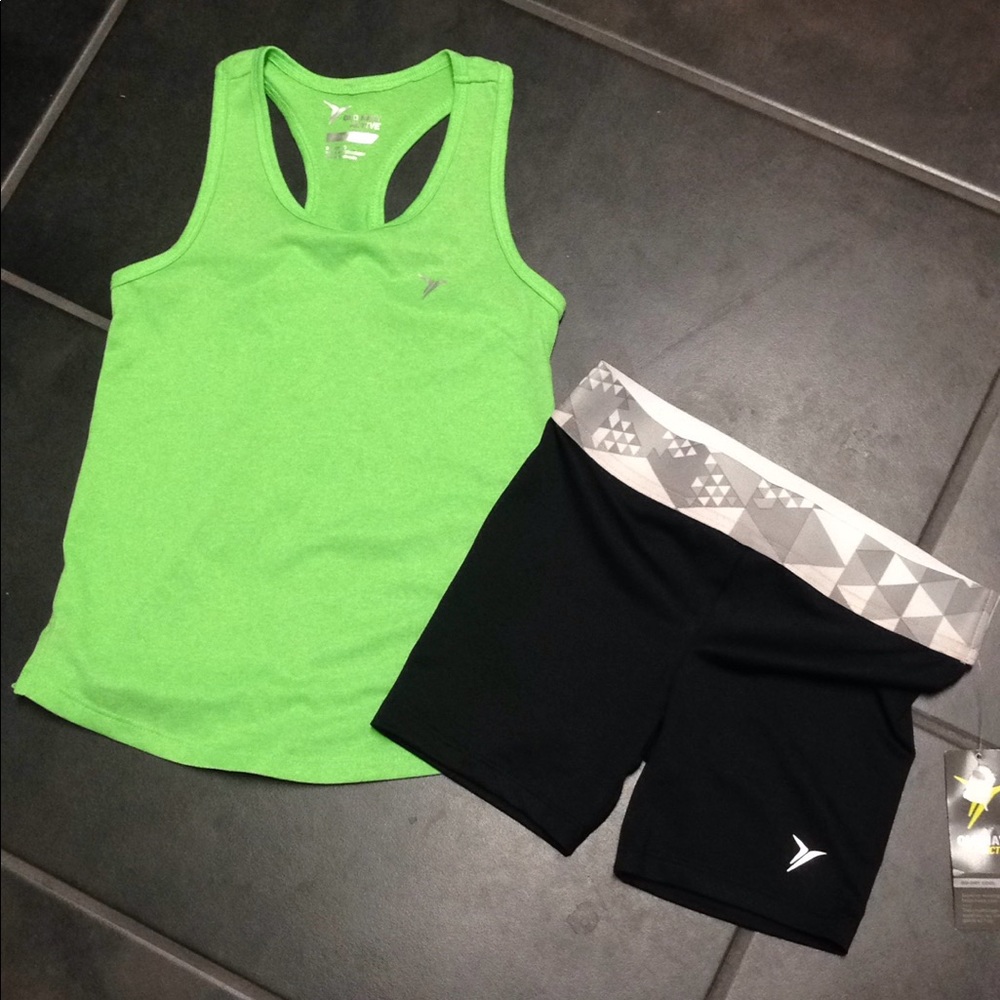 Girls Old Navy active set size 6/7